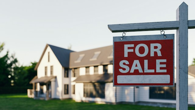 NAR & Real Estate Brokerages